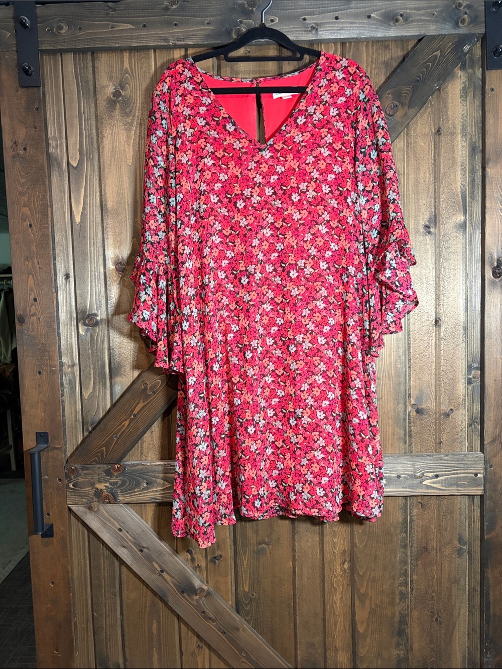 Red Floral V-Neck Ruffle Sleeve Dress